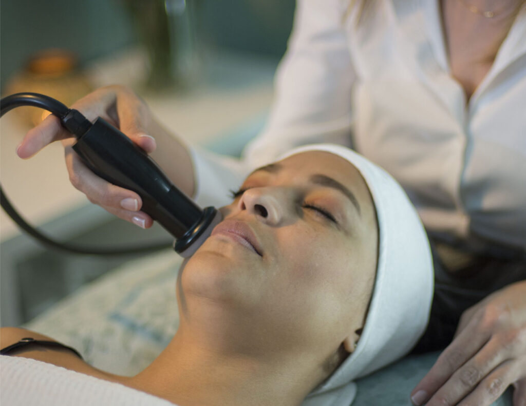 Rejuvenecimiento facial Gava