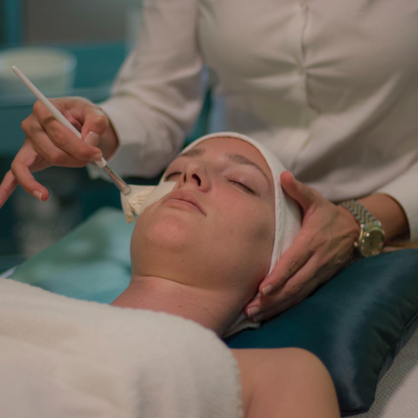 Servicio de belleza integral en Amarilis Neves: cuidado, armonía y transformación personal