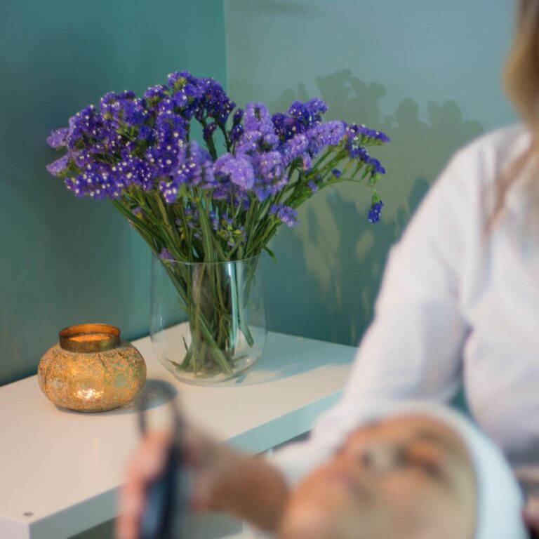 Higiene facial profunda en Amarilis Neves: renovación, frescura y equilibrio para tu piel